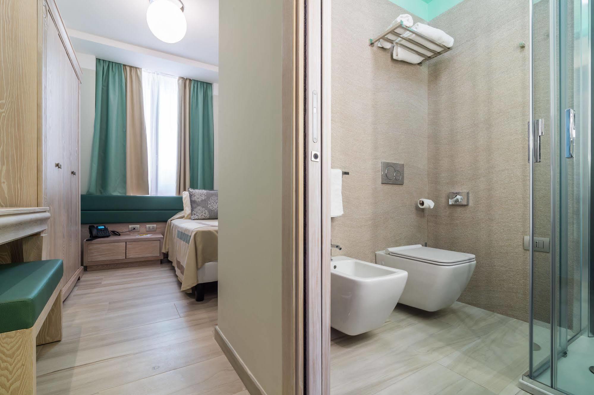 L'Ambasciata Hotel De Charme Cagliari Exteriör bild