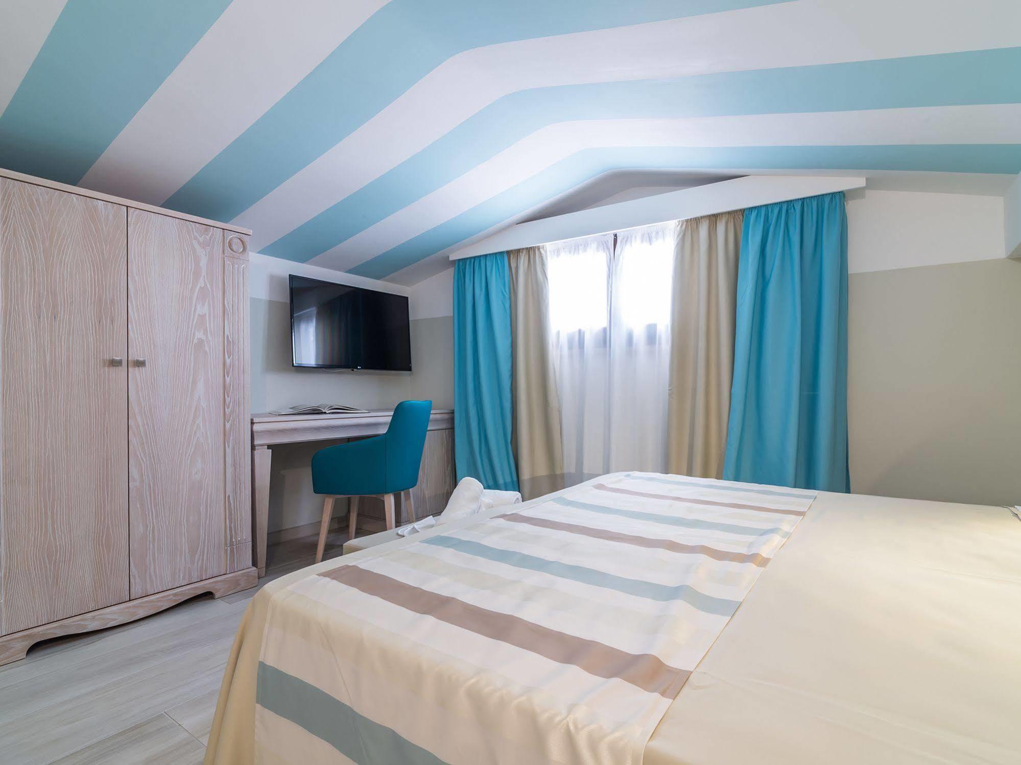 L'Ambasciata Hotel De Charme Cagliari Exteriör bild