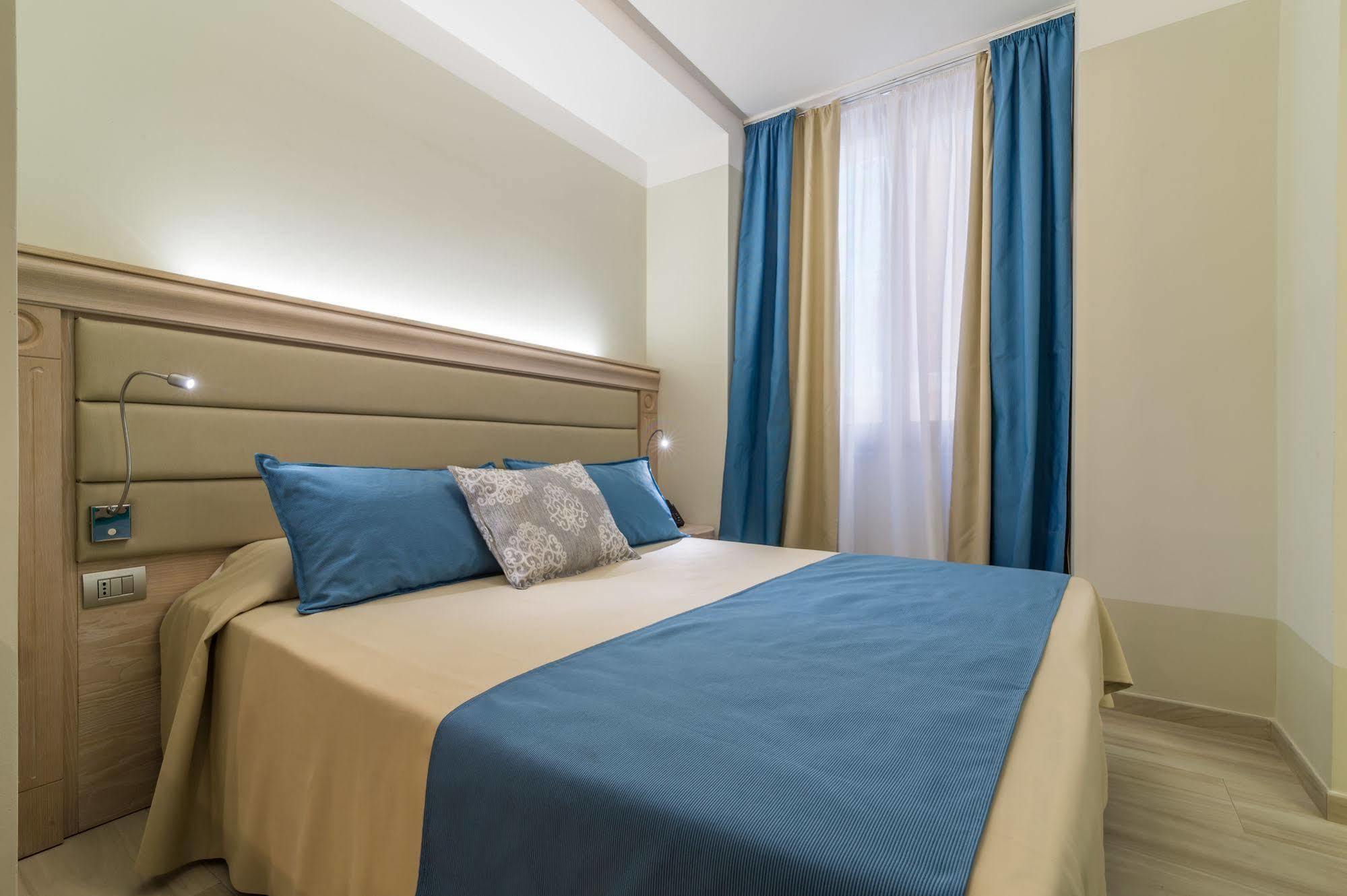 L'Ambasciata Hotel De Charme Cagliari Exteriör bild